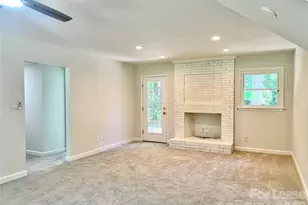2200 Fair Forest Dr, Matthews, NC 28105 - Photo 18