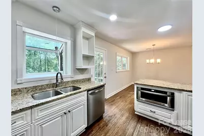 2200 Fair Forest Drive, Matthews, NC 28105 - Photo 6