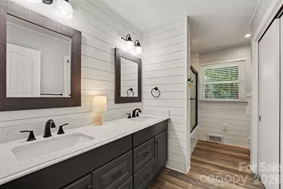 211 W 21st Street, Kannapolis, NC 28081 - Photo 2