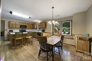 6134 Hickory Forest Dr, Charlotte, NC 28277 - Photo 8