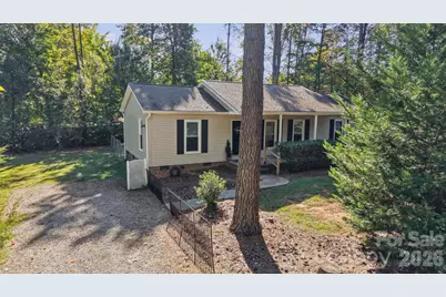 106 Brookridge Lane, Mooresville, NC 28117 - Photo 2