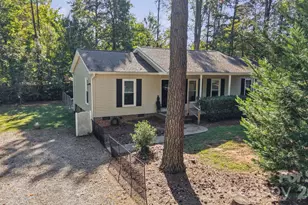 106 Brookridge Ln, Mooresville, NC 28117 - Photo 2