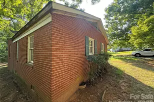 8915 Idlewild Rd, Charlotte, NC 28227 - Photo 1