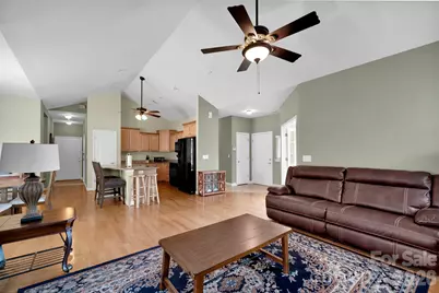 4767 Polo Gate Boulevard, Charlotte, NC 28216 - Photo 4