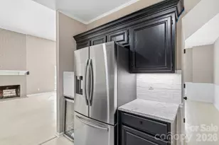 9122 Fairbridge Rd, Charlotte, NC 28277 - Photo 14
