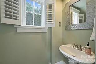 712 Sunnyside Ave, Charlotte, NC 28204 - Photo 18