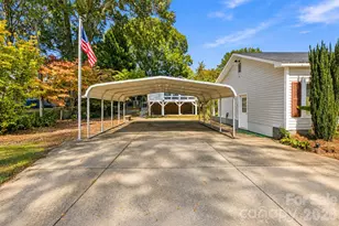 217 23rd St NW, Hickory, NC 28601 - Photo 6