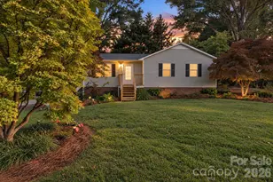 217 23rd St NW, Hickory, NC 28601 - Photo 2