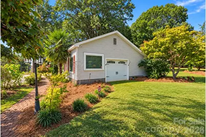 217 23rd Street NW, Hickory, NC 28601 - Photo 8