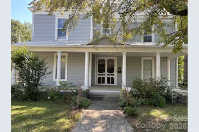 334 Davie Avenue, Statesville, NC 28677 - Photo 2