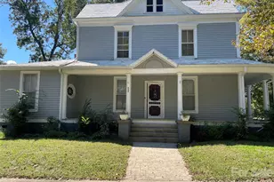 334 Davie Ave, Statesville, NC 28677 - Photo 1