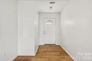 4415 Biesterfield Dr, Charlotte, NC 28216 - Photo 14