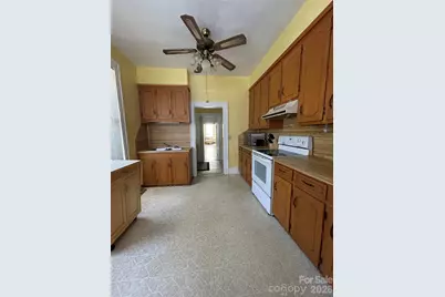 112 E Ashe Street, Wadesboro, NC 28170 - Photo 2