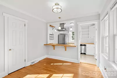 2932 Hanson Drive, Charlotte, NC 28207 - Photo 8