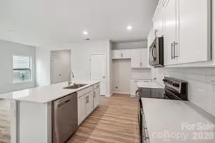 68 Laurel Pointe Dr, Waynesville, NC 28785 - Photo 12