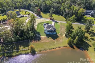 438 Mapleton Ln, Columbus, NC 28722 - Photo 2