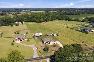 2870 Bradshaw Rd, Mooresville, NC 28115 - Photo 4