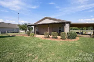 2870 Bradshaw Rd, Mooresville, NC 28115 - Photo 14