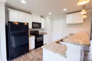 6130 Loy Ct, Charlotte, NC 28214 - Photo 2