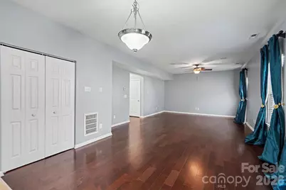 3315 Ashley View Drive, Charlotte, NC 28213 - Photo 4