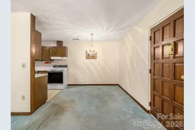 111 Shepard Square #605, Brevard, NC 28712 - Photo 6