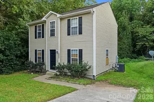 3021 Seymour Dr, Charlotte, NC 28208 - Photo 2