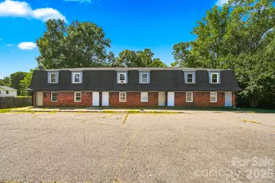 402 S Ashe Avenue, Newton, NC 28658 - Photo 4