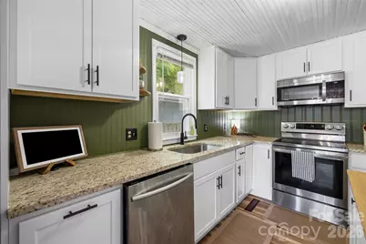 231 E Jefferson Street, York, SC 29745 - Photo 10