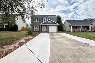 1634 Pamela Lorraine Dr, Charlotte, NC 28213 - Photo 2