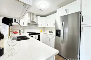 1634 Pamela Lorraine Dr, Charlotte, NC 28213 - Photo 12