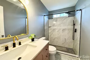 1634 Pamela Lorraine Dr, Charlotte, NC 28213 - Photo 16