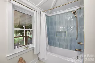 2252 Riceville Rd, Asheville, NC 28805 - Photo 22