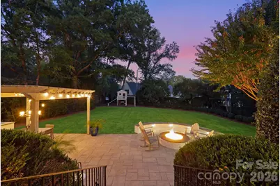2419 Overhill Road, Charlotte, NC 28211 - Photo 10