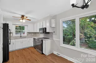 3130 Rea Rd, Charlotte, NC 28226 - Photo 10