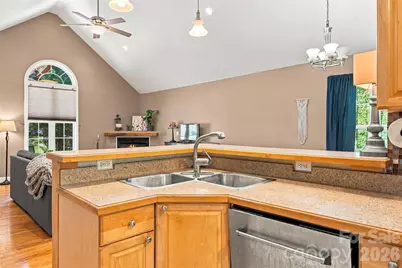 8 Maltese Lane, Weaverville, NC 28787 - Photo 4