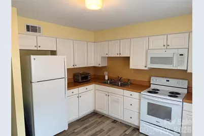 1300 Larchmont Place #202, Salisbury, NC 28144 - Photo 14