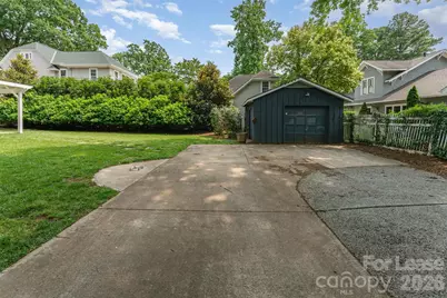 2000 W Dilworth Road W #22, Charlotte, NC 28203 - Photo 24