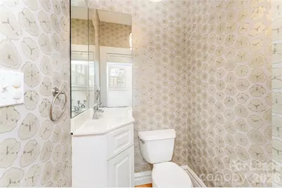2000 W Dilworth Road W #22, Charlotte, NC 28203 - Photo 12