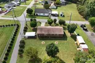 108 Brittain Dr, Morganton, NC 28655 - Photo 12