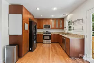 1817 Balfour Ln, Charlotte, NC 28216 - Photo 10