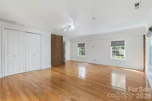 1817 Balfour Ln, Charlotte, NC 28216 - Photo 16