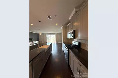 2609 Statesville Avenue, Charlotte, NC 28206 - Photo 8