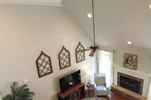 107 Sunset Bay Dr, Troutman, NC 28166 - Photo 2