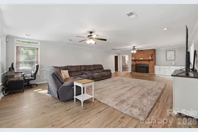 718 E Hoke Street, Lincolnton, NC 28092 - Photo 8