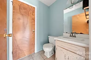 402 S Ashe Ave, Newton, NC 28658 - Photo 40