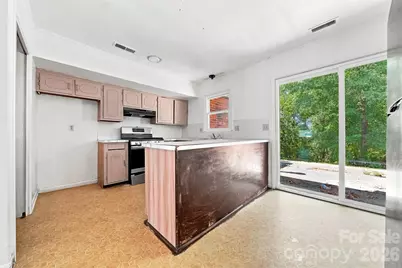 402 S Ashe Avenue, Newton, NC 28658 - Photo 12