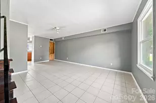 402 S Ashe Ave, Newton, NC 28658 - Photo 10