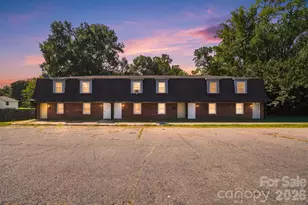 402 S Ashe Ave, Newton, NC 28658 - Photo 2