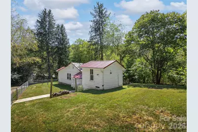 380 S Morgan Branch Road, Candler, NC 28715 - Photo 16
