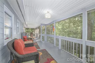 19 Springwood Dr, Asheville, NC 28805 - Photo 12